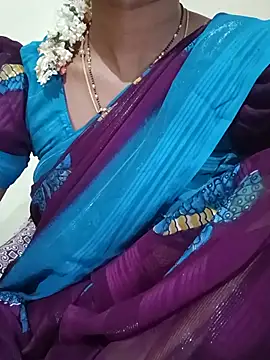 Snapshot of TeluguammayiMahi chatting on 07-28-26, 09:47 TeluguammayiMahi online show from 07-28-26, 09:47