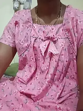 Snapshot of TeluguammayiMahi chatting on 06-07-26, 10:59 TeluguammayiMahi online show from 06-07-26, 10:59