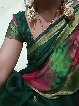Snapshot of TeluguammayiMahi chatting on 07-08-26, 11:16 TeluguammayiMahi online show from 07-08-26, 11:16