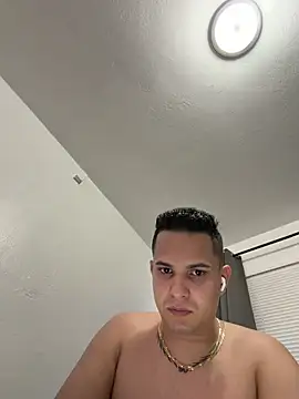 Snapshot of Rafi11 chatting on 10-29-25, 12:20 Rafi11 online show from 10-29-25, 12:20