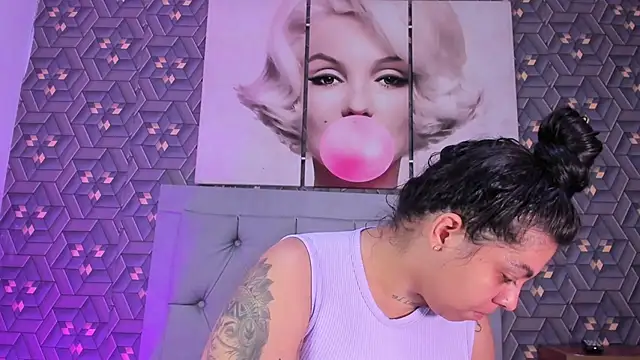 Emily rivera78 online show from 03-17-26, 02:47