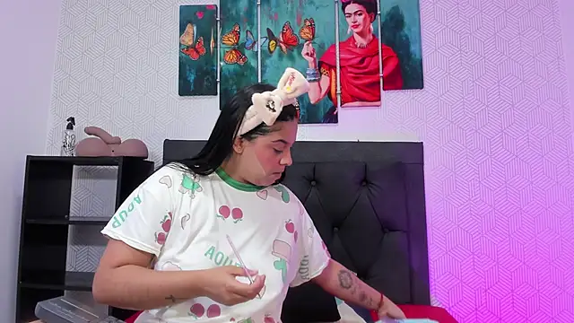 Emily rivera78 online show from 10-09-25, 05:41