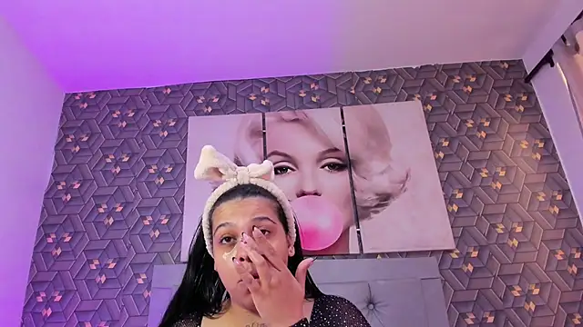 Emily rivera78 online show from 02-05-26, 06:37