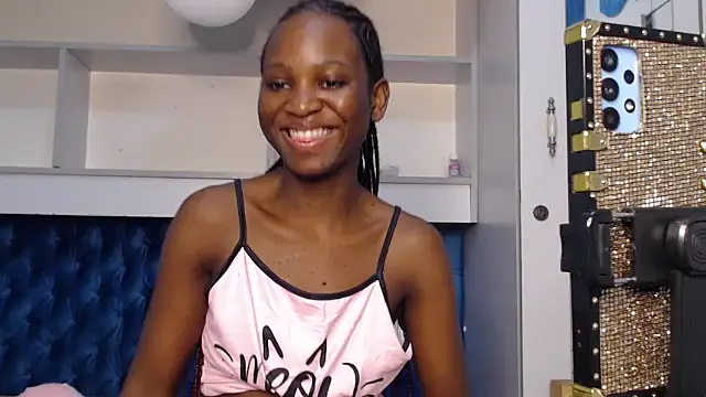 YoungDiva69 online show from 09-18-25, 10:07