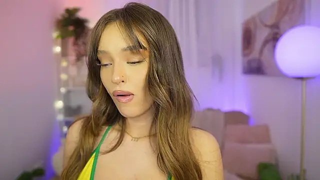 Snapshot of Clara_Nia chatting on 02-11-26, 07:36 Clara Nia online show from 02-11-26, 07:36