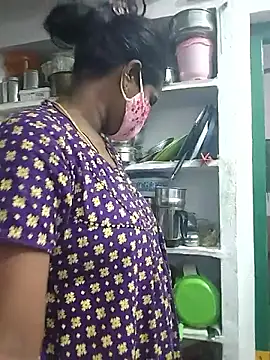 Snapshot of sweety006telugu chatting on 05-18-26, 04:07 sweety006telugu online show from 05-18-26, 04:07