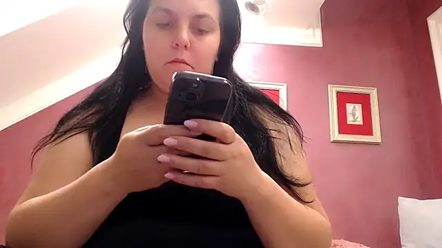Snapshot of Wetandnaughtyxx chatting on 10-12-25, 08:37 Wetandnaughtyxx online show from 10-12-25, 08:37