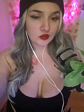 Jinyxx3 online show from 03-20-25, 09:46