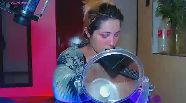 Hinako0Satorii  online show from 03-21-25, 12:29