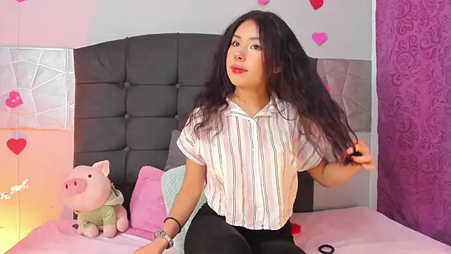 Alice evans lov online show from 02-21-25, 05:02