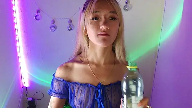 Lya1 ch online show from 03-12-26, 09:52