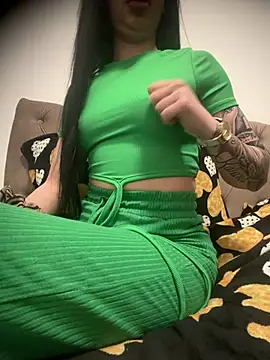 Snapshot of Robexxmia chatting on 04-16-26, 09:50 Robexxmia online show from 04-16-26, 09:50