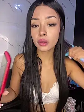 Snapshot of Miss_karol chatting on 03-01-25, 05:38 Miss karol online show from 03-01-25, 05:38