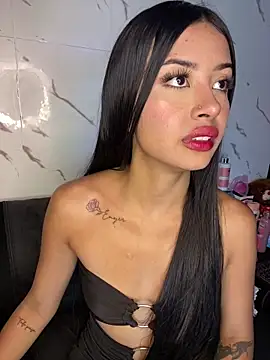 Snapshot of Miss_karol chatting on 02-28-25, 05:59 Miss karol online show from 02-28-25, 05:59