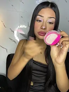 Snapshot of Miss_karol chatting on 03-06-25, 05:33 Miss karol online show from 03-06-25, 05:33