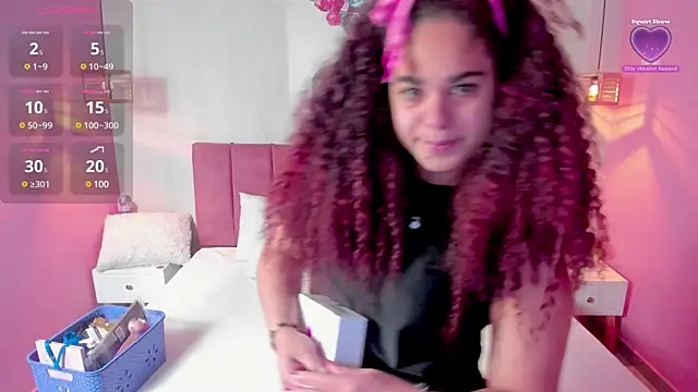 Snapshot of ninna_curly chatting on 03-07-25, 04:13 ninna curly online show from 03-07-25, 04:13
