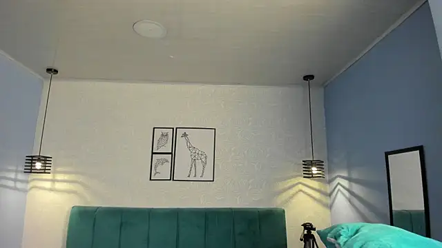 Snapshot of ninna_curly chatting on 12-02-25, 03:41 ninna curly online show from 12-02-25, 03:41