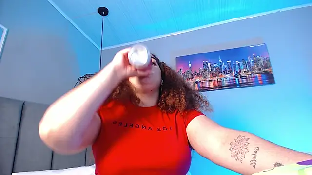 Snapshot of ninna_curly chatting on 11-27-25, 10:32 ninna curly online show from 11-27-25, 10:32