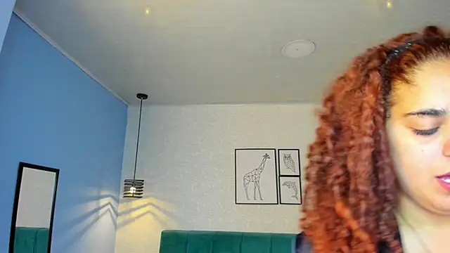 Snapshot of ninna_curly chatting on 09-27-25, 05:24 ninna curly online show from 09-27-25, 05:24