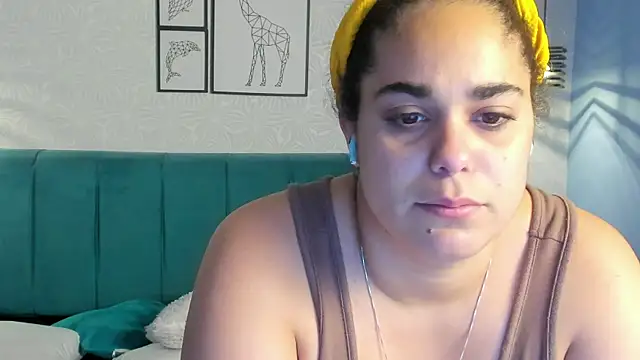 Snapshot of ninna_curly chatting on 02-17-26, 03:26 ninna curly online show from 02-17-26, 03:26