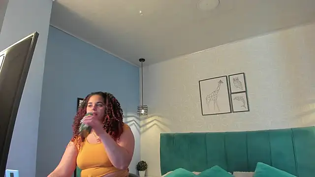 Snapshot of ninna_curly chatting on 09-10-25, 09:36 ninna curly online show from 09-10-25, 09:36
