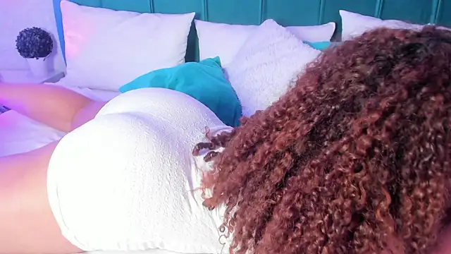 Snapshot of ninna_curly chatting on 02-07-26, 09:17 ninna curly online show from 02-07-26, 09:17