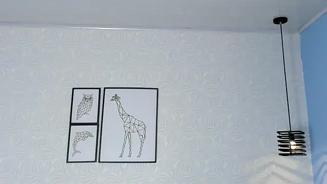 Snapshot of ninna_curly chatting on 01-08-26, 04:07 ninna curly online show from 01-08-26, 04:07