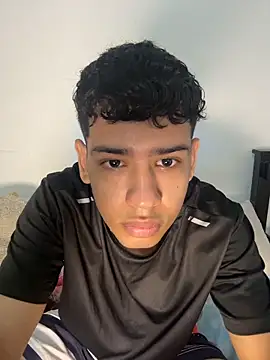 Santiago-Thompson online show from 11-05-25, 05:38