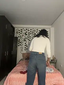 LiLy kIndly online show from 11-07-25, 08:46