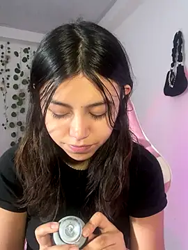 LiLy kIndly online show from 12-17-25, 09:31