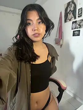 Snapshot of LiLy_kIndly chatting on 06-07-26, 07:52 LiLy kIndly online show from 06-07-26, 07:52