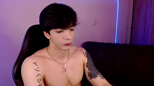 H3ll B0I online show from 05-16-26, 07:18