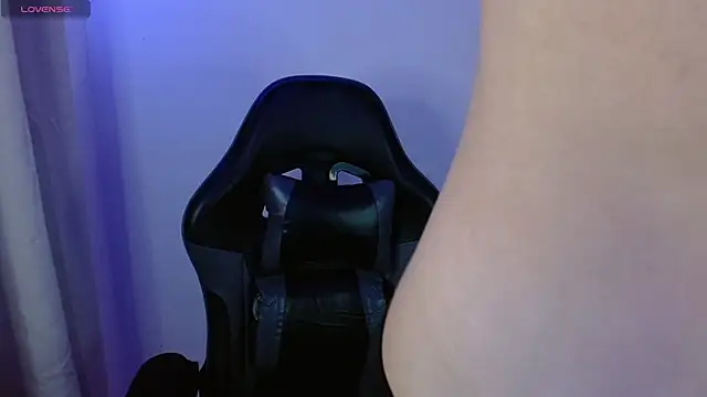 H3ll B0I online show from 02-12-26, 06:57