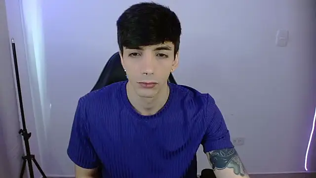 H3ll B0I online show from 02-17-26, 03:42