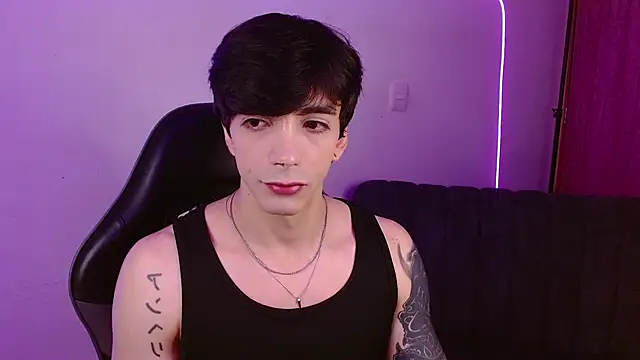 H3ll B0I online show from 05-15-26, 06:11