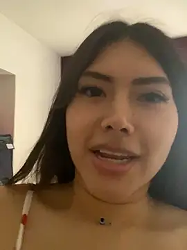 Snapshot of Dulce-Miranda chatting on 01-28-25, 10:12 Dulce-Miranda online show from 01-28-25, 10:12
