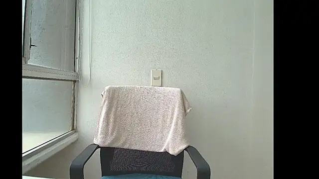 Alaiapink online show from 02-25-26, 01:11