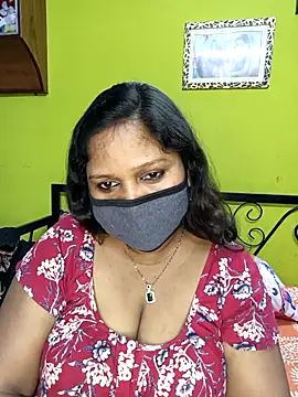 Snapshot of straightthing chatting on 03-11-25, 09:48 straightthing online show from 03-11-25, 09:48