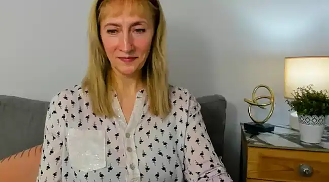 Snapshot of MargaretMilf69 chatting on 03-04-25, 07:22 MargaretMilf69 online show from 03-04-25, 07:22