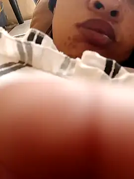 Liquor Rose online show from 01-26-25, 03:25