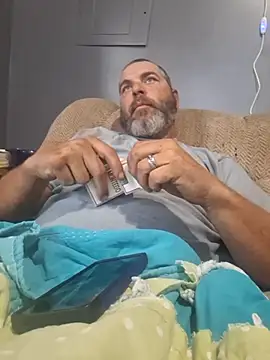 thickdaddy2982 online show from 03-05-25, 03:40