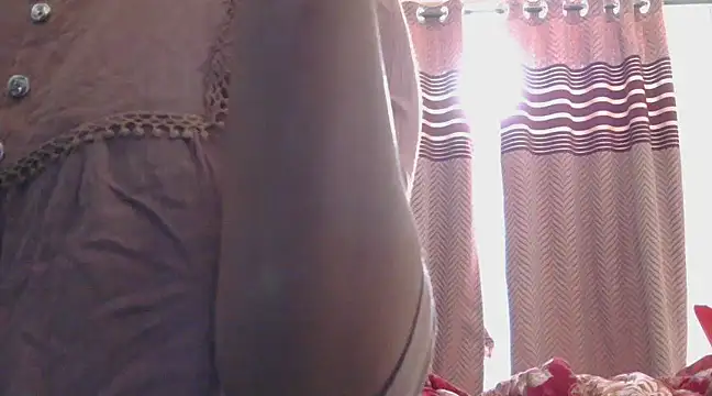 Snapshot of Cutie_Pie1p chatting on 01-27-25, 07:14 Cutie Pie1p online show from 01-27-25, 07:14