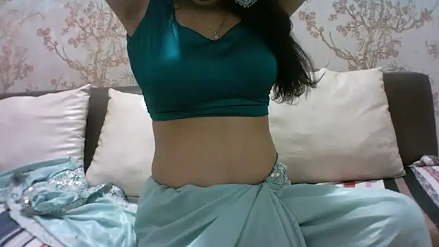 Snapshot of kajal__bhabhi_ chatting on 07-04-26, 02:10 kajal bhabhi online show from 07-04-26, 02:10