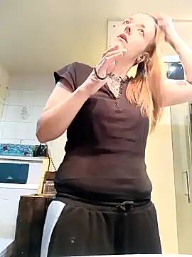 Astrid-Gilbert online show from 02-19-25, 07:50