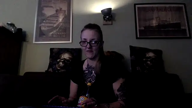 Astrid-Gilbert online show from 03-06-25, 08:48