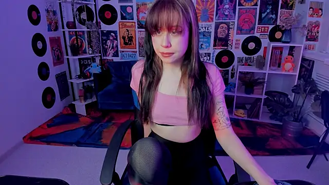 Snapshot of MisaPage chatting on 03-11-25, 05:57 MisaPage online show from 03-11-25, 05:57