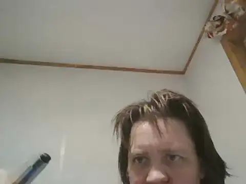 Snapshot of BBWLADY71 chatting on 02-25-25, 01:52 BBWLADY71 online show from 02-25-25, 01:52