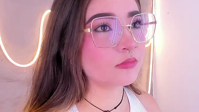 Shanntal  online show from 03-12-26, 07:40