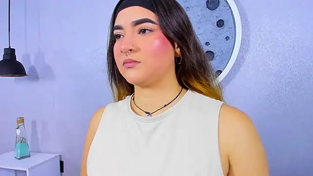 Shanntal  online show from 01-07-26, 07:52