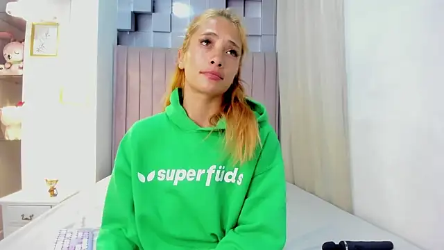 zoe taylorr1 online show from 02-27-25, 02:46